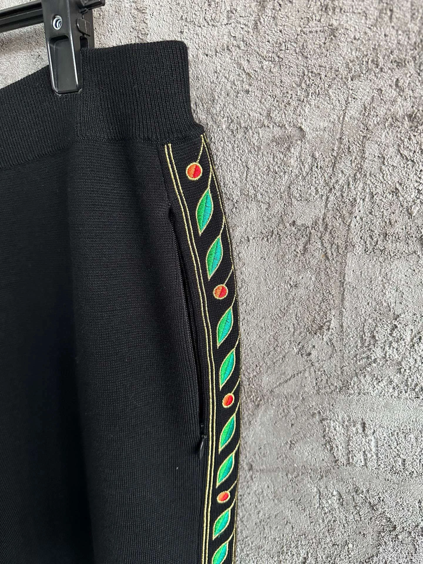 wg.luxury- 31s1281931 embroidery wool oversize item:E-F409F1053